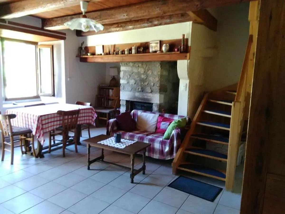 Holiday home Maison En Pierres Avec Cheminee Et Jardin - Proche St-Paulien - Fr-1-582-305 Saint-Geneys-pres-Saint-Paulien